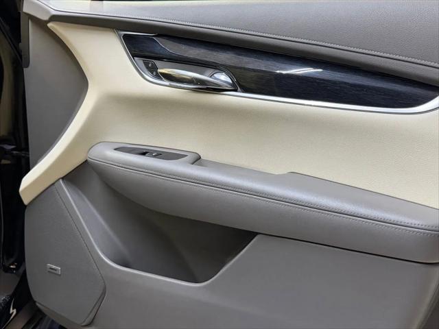 2022 Cadillac XT6 FWD Premium Luxury
