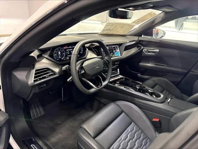 2026 Audi e-tron GT Premium Plus quattro