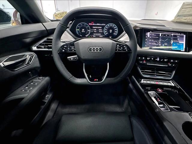 2026 Audi e-tron GT Premium Plus quattro