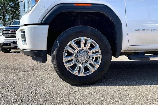 2020 GMC Sierra 2500HD 4WD Crew Cab Standard Bed Denali
