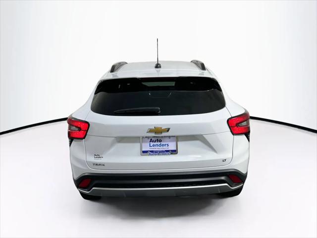 2025 Chevrolet Trax FWD LT