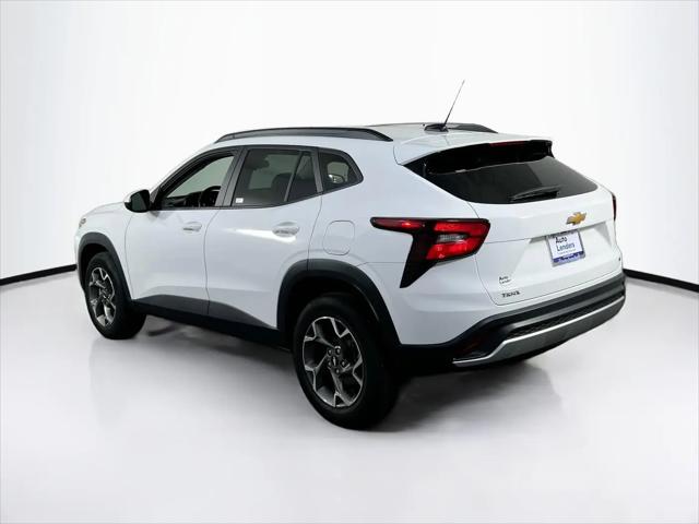 2025 Chevrolet Trax FWD LT