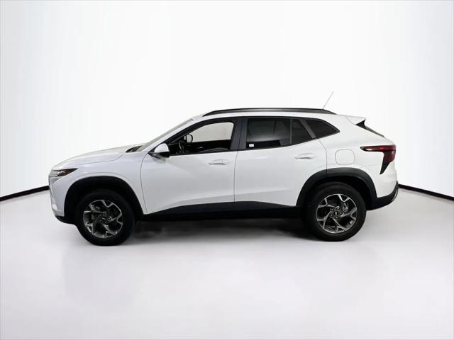 2025 Chevrolet Trax FWD LT