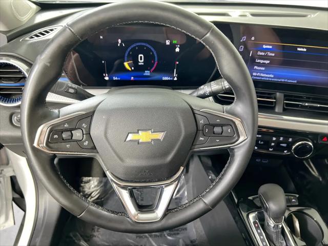2025 Chevrolet Trax FWD LT