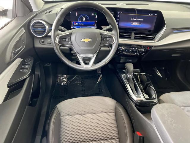 2025 Chevrolet Trax FWD LT