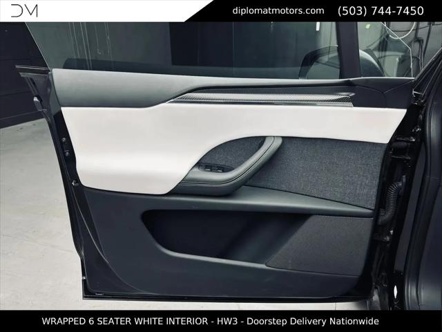 2022 Tesla Model X Plaid Tri Motor All-Wheel Drive