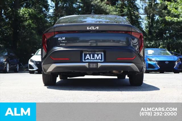 2025 Kia K4 LXS