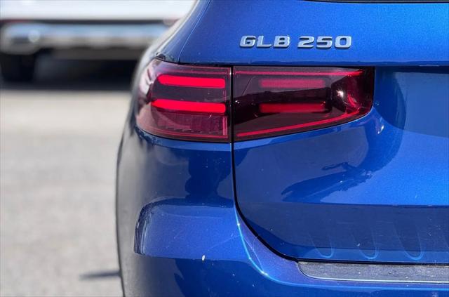 2025 Mercedes-Benz GLB 4MATIC