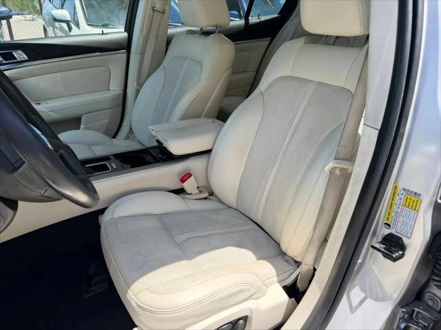 2010 Lincoln MKS Standard