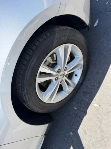 2010 Lincoln MKS Standard