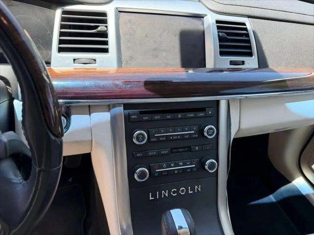 2010 Lincoln MKS Standard