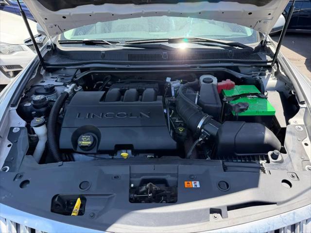 2010 Lincoln MKS Standard