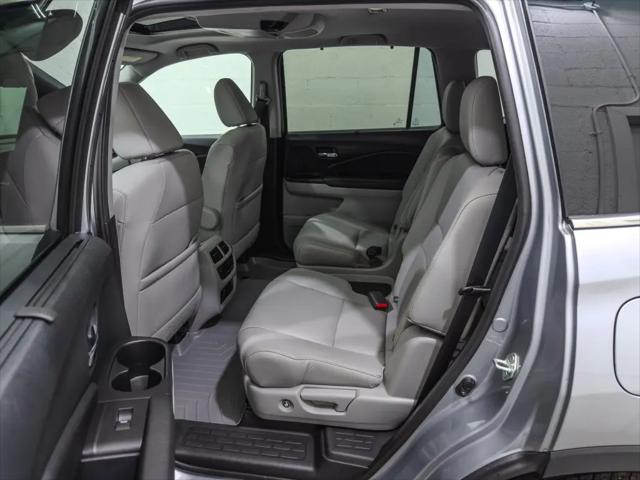2022 Honda Pilot AWD Touring 7 Passenger