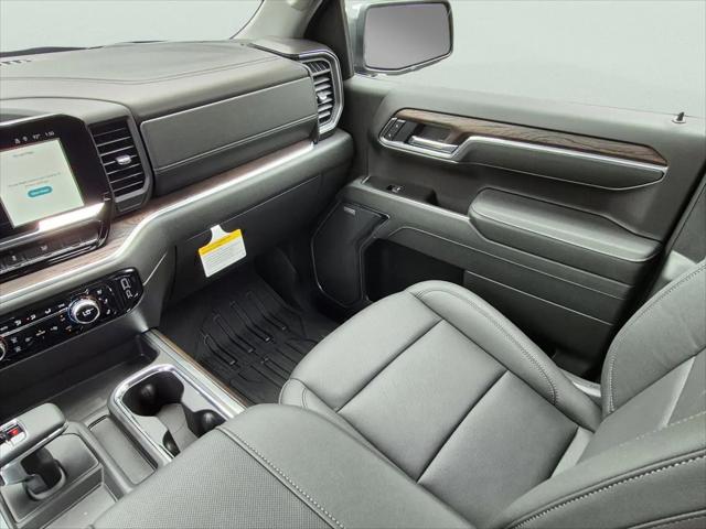 2026 GMC Sierra 1500 Crew Cab, Short Bed, SLT, 4WD
