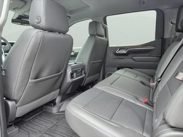 2026 GMC Sierra 1500 Crew Cab, Short Bed, SLT, 4WD