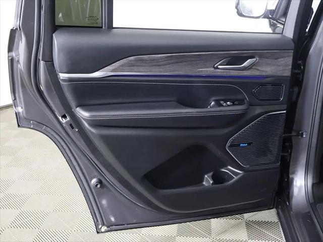 2023 Jeep Grand Cherokee L Overland 4x4