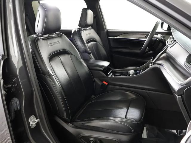 2023 Jeep Grand Cherokee L Overland 4x4