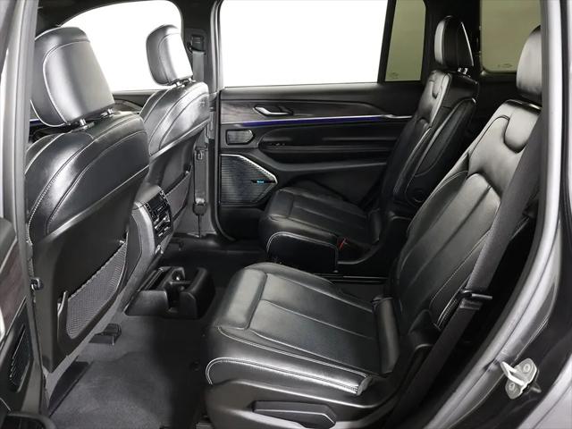 2023 Jeep Grand Cherokee L Overland 4x4