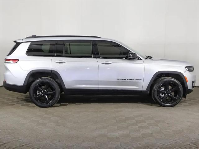 2022 Jeep Grand Cherokee L Altitude