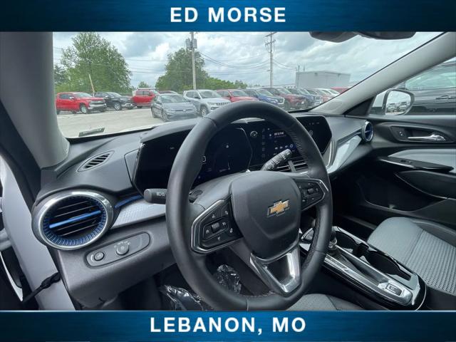 2025 Chevrolet Trax FWD LT