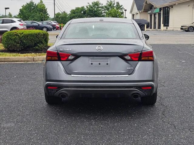 2020 Nissan Altima SR Intelligent AWD