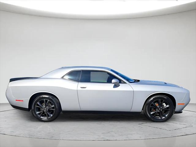 2020 Dodge Challenger SXT AWD