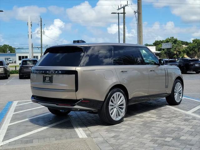 2026 Land Rover Range Rover P400 SE 7 Seat