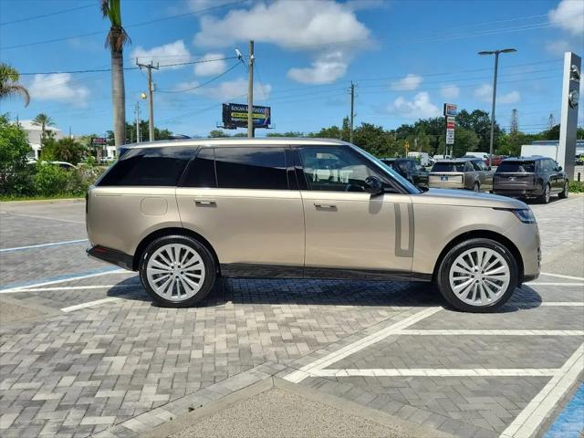 2026 Land Rover Range Rover P400 SE 7 Seat
