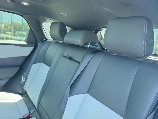 2026 Land Rover Range Rover Velar Belgravia Edition
