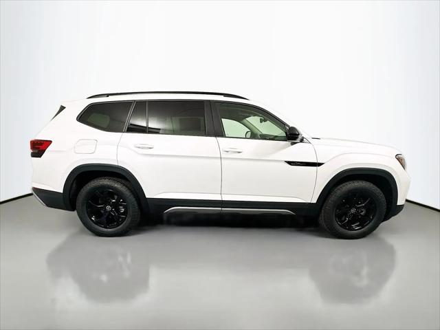 2026 Volkswagen Atlas Peak Edition