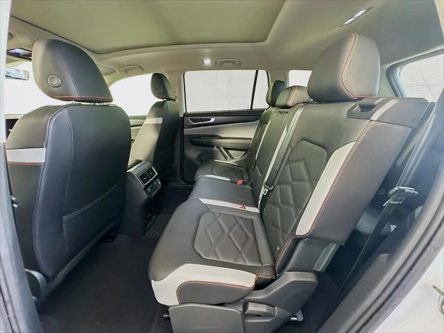 2026 Volkswagen Atlas Peak Edition