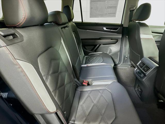 2026 Volkswagen Atlas Peak Edition