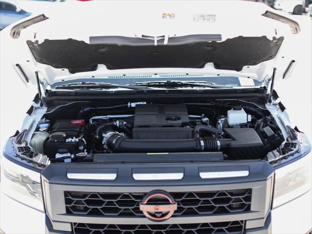 2026 Nissan Frontier Crew Cab Long Bed PRO-4X 4x4