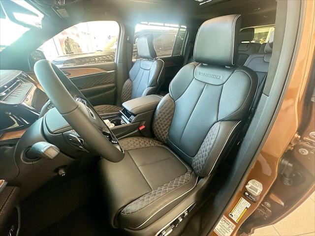 2026 Jeep Grand Cherokee L Summit 4x4
