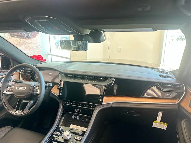 2026 Jeep Grand Cherokee L Summit 4x4