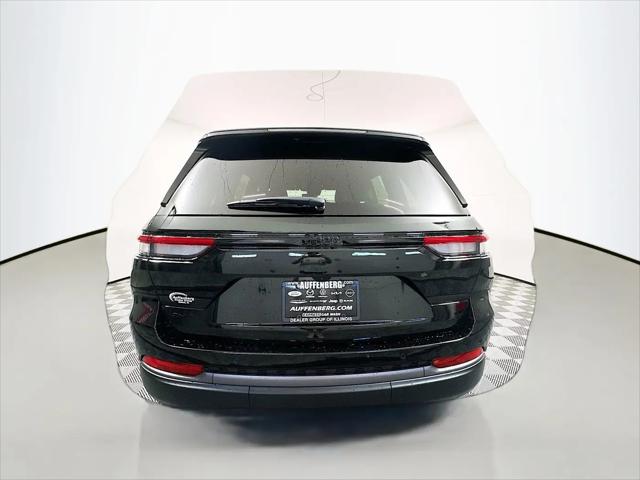 2026 Jeep Grand Cherokee Altitude 4x4