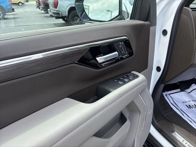 2026 Chevrolet Suburban LT, 4WD