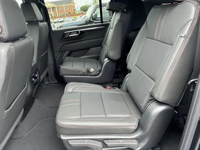 2026 Chevrolet Suburban RST, 4WD