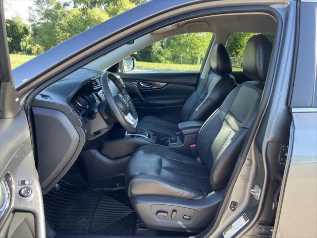 2017 Nissan Rogue SL
