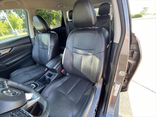 2017 Nissan Rogue SL