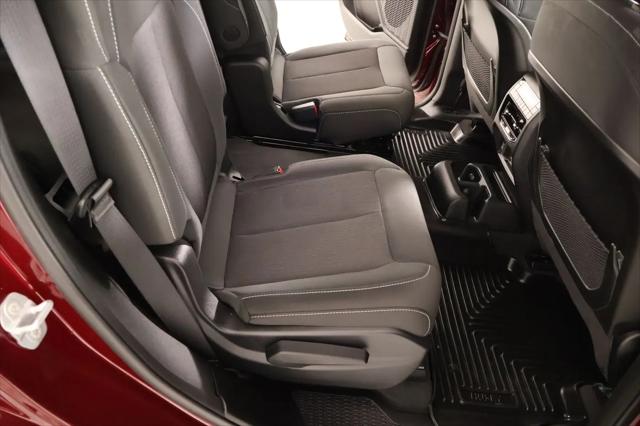 2025 Jeep Grand Cherokee L Laredo 4x4