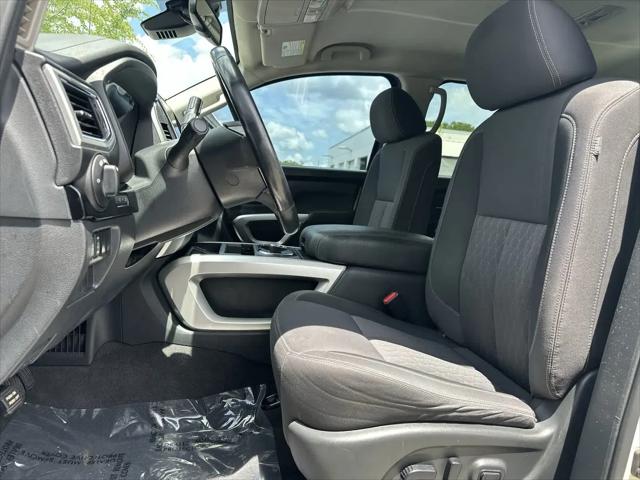 2021 Nissan Titan Crew Cab SV 4x2