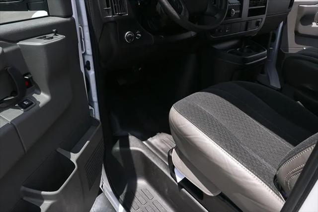 2025 Chevrolet Express Cargo Van RWD 2500 Regular Wheelbase WT