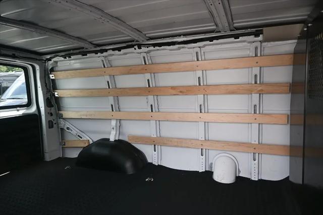 2025 Chevrolet Express Cargo Van RWD 2500 Regular Wheelbase WT
