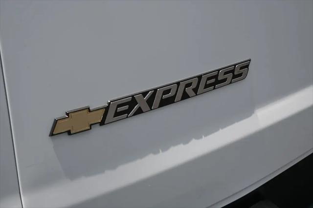 2025 Chevrolet Express Cargo Van RWD 2500 Regular Wheelbase WT