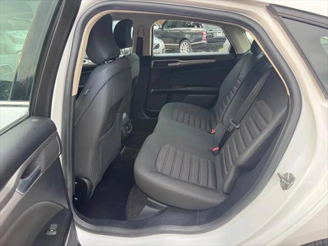2018 Ford Fusion Hybrid SE