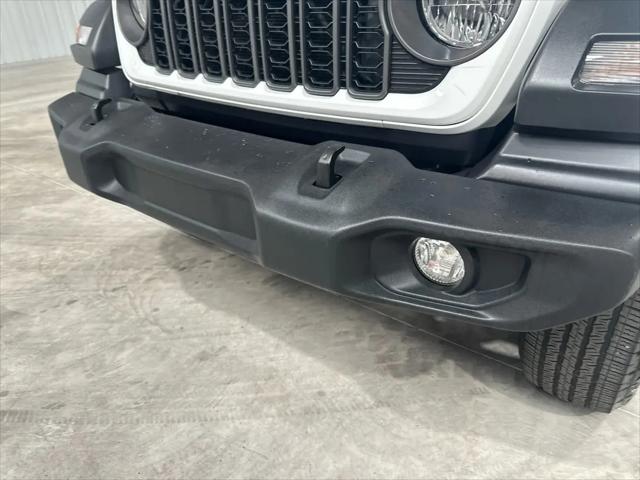 2025 Jeep Wrangler 4-Door Summit 4x4