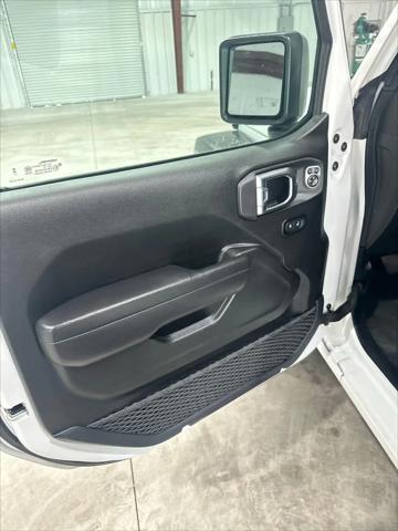 2025 Jeep Wrangler 4-Door Summit 4x4