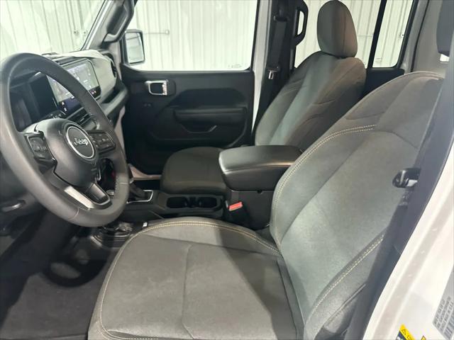 2025 Jeep Wrangler 4-Door Summit 4x4