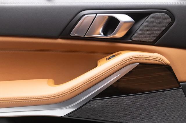2024 BMW X5 M60i